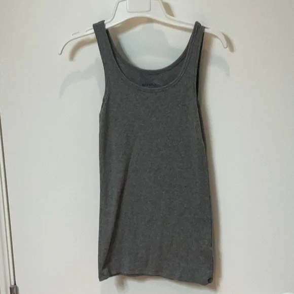 Anthropologie tank top bundle - Picture 5 of 10